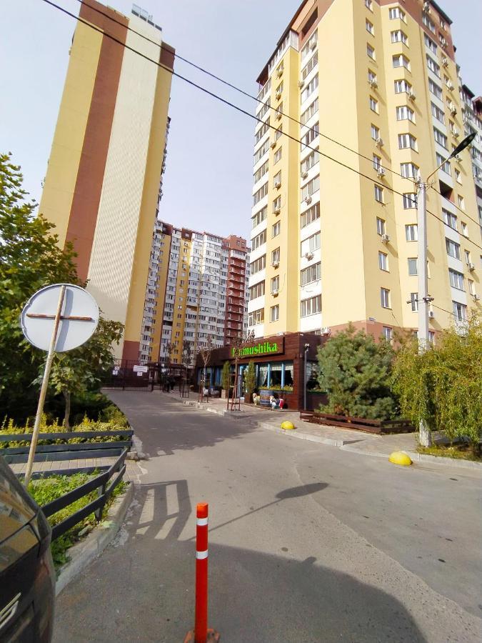 Квартира В Жилом Комплексе Левитана,Массив Радужный Odessa Esterno foto