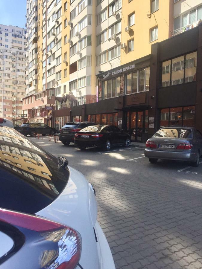 Квартира В Жилом Комплексе Левитана,Массив Радужный Odessa Esterno foto